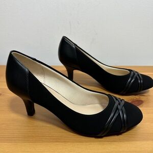 LifeStride Wide Width Black Pumps 7.5W Low Heel Comfort Work Shoes